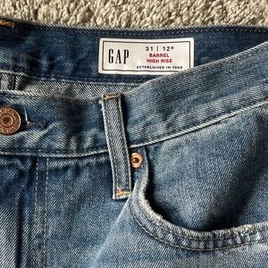 👖💘GAP~BARREL high rise Jeans 👖💘